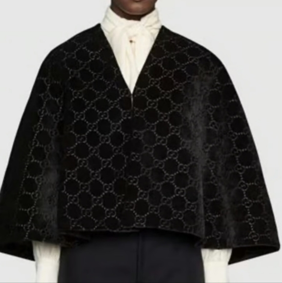 Gucci cape - Picture 1 of 5